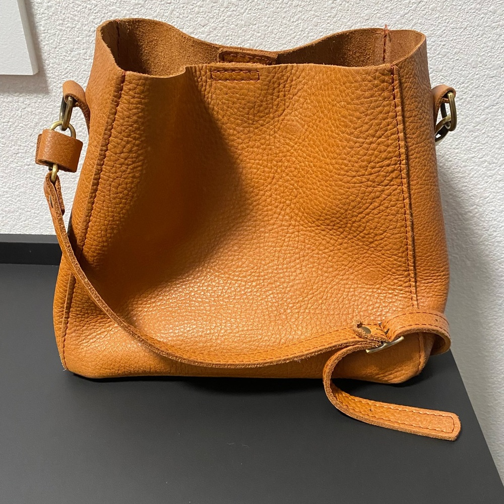 Portland Leather Goods Butterfly Bucket Bag, color discontinued